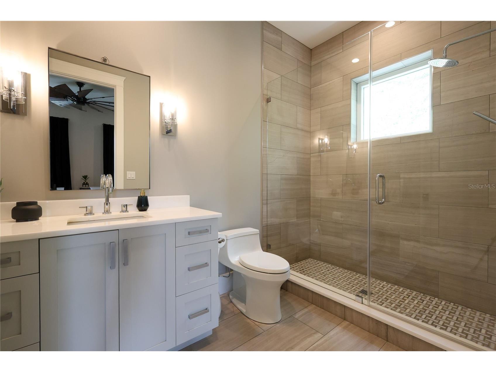 2402 W Parkland Boulevard Tampa FL 33609 TB8492227 image35