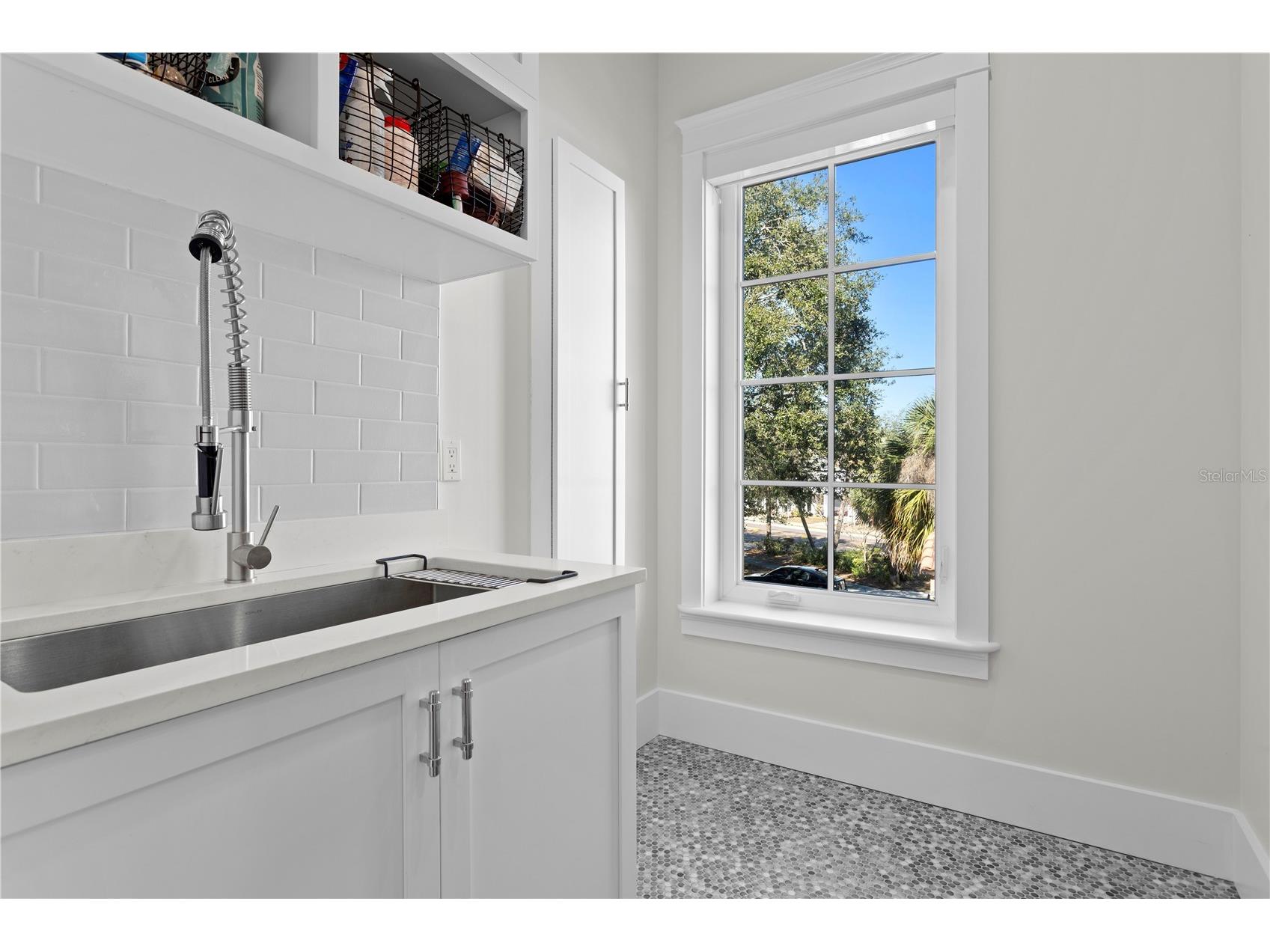 2402 W Parkland Boulevard Tampa FL 33609 TB8499755 image37