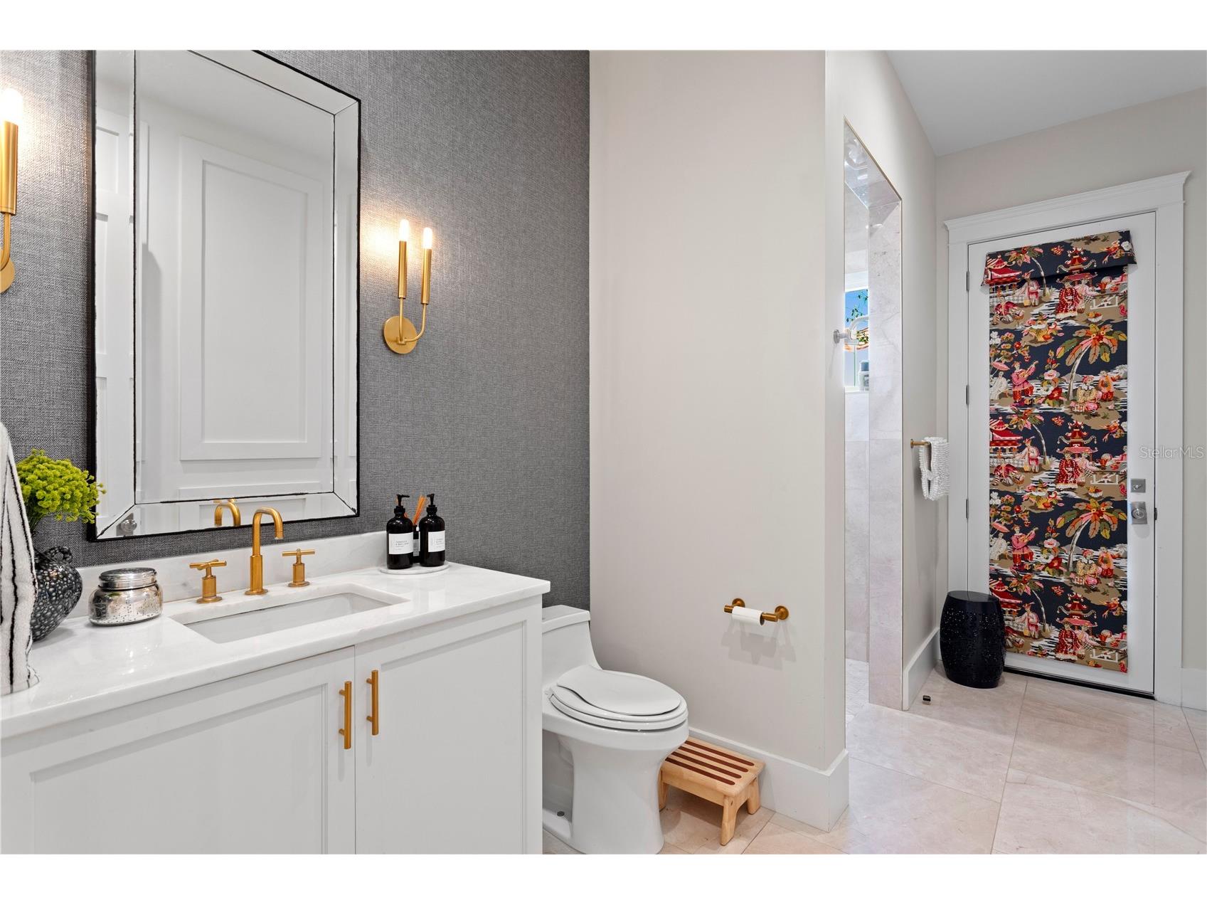 2402 W Parkland Boulevard Tampa FL 33609 TB8499755 image40