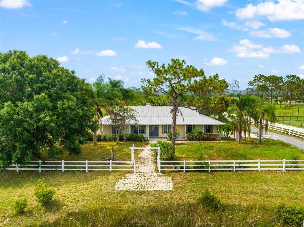 24025 49th Avenue E Myakka City FL 34251 C7478741 image1