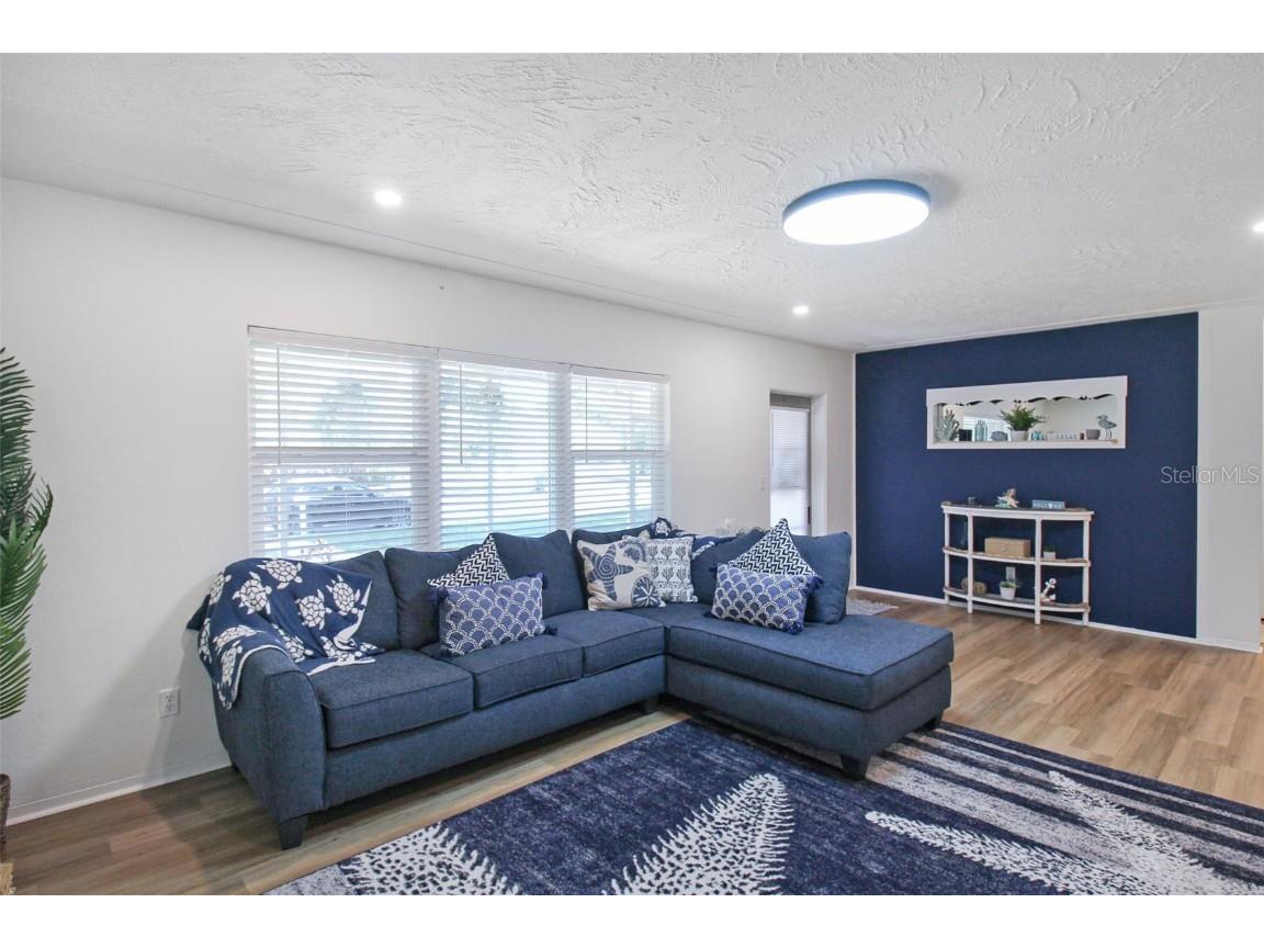 2403 19th Avenue W Bradenton FL 34205 A4611232 image3