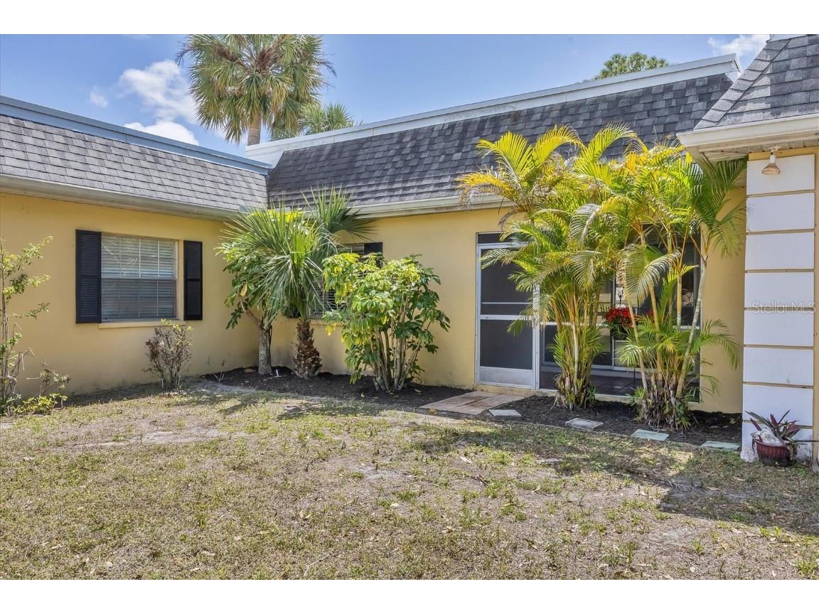 2403 Aspinwall Street Sarasota FL 34237 A4645496 image22