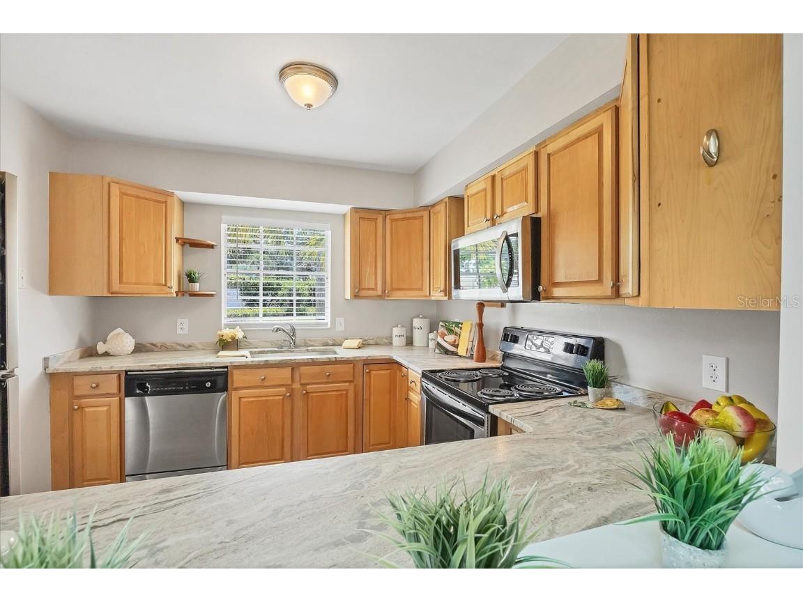 2403 Aspinwall Street Sarasota FL 34237 A4645496 image9