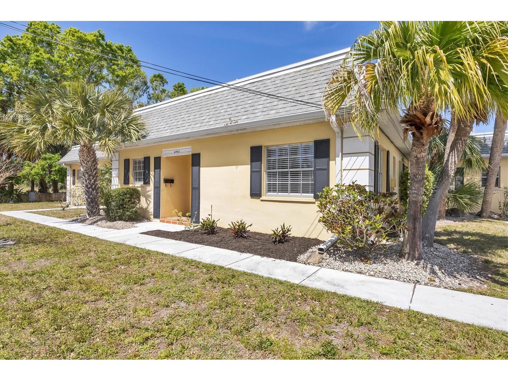 2403 Aspinwall Street Sarasota FL 34237 A4690662 image1