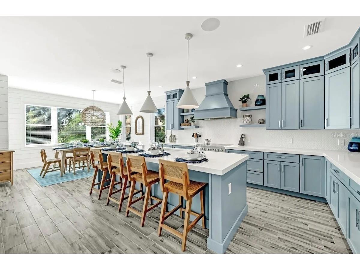 2403 Avenue C Bradenton Beach FL 34217 A4684030 image11