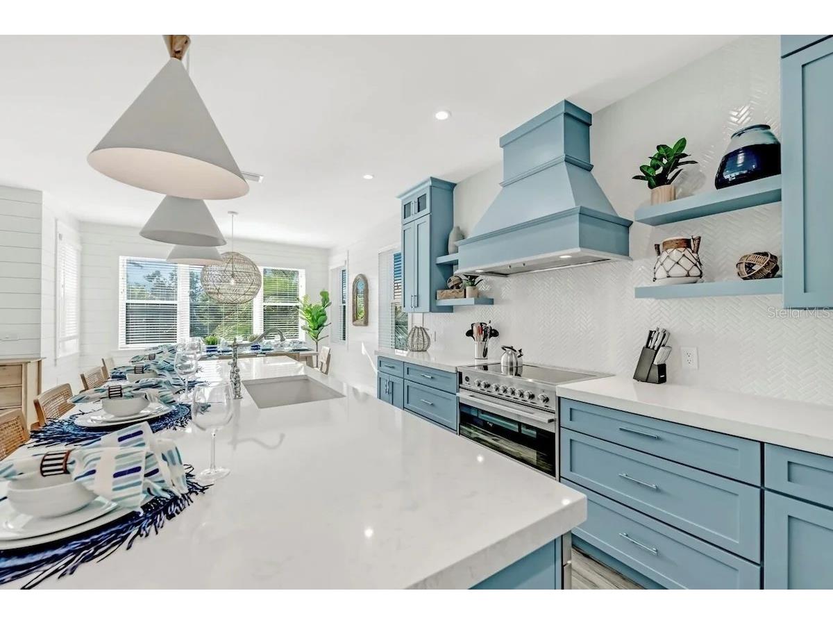 2403 Avenue C Bradenton Beach FL 34217 A4684030 image13