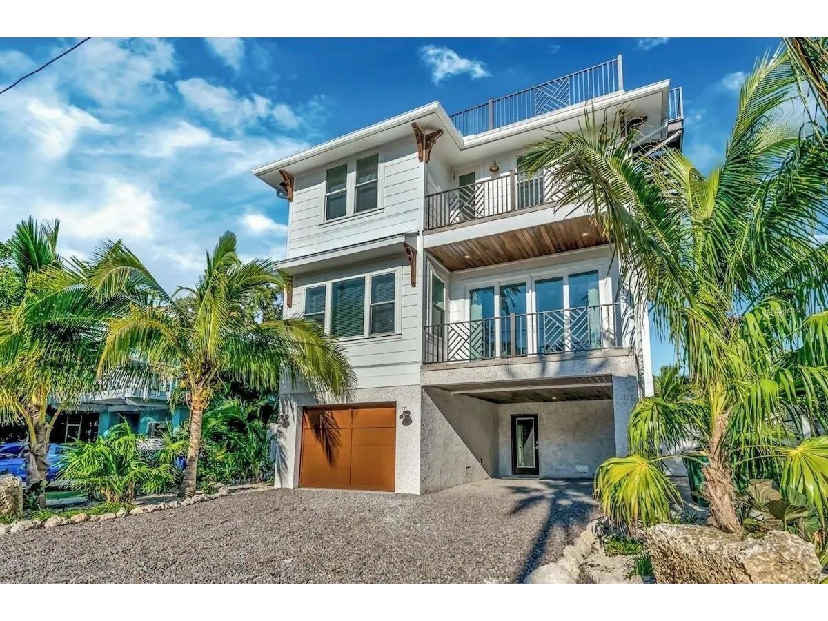 2403 Avenue C Bradenton Beach FL 34217 A4684030 image42