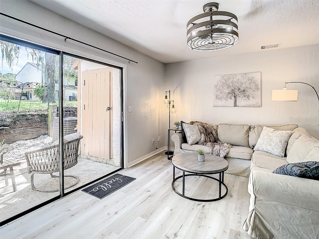 2403 Brigadoon Drive Clearwater FL 33759 A4668769 image6