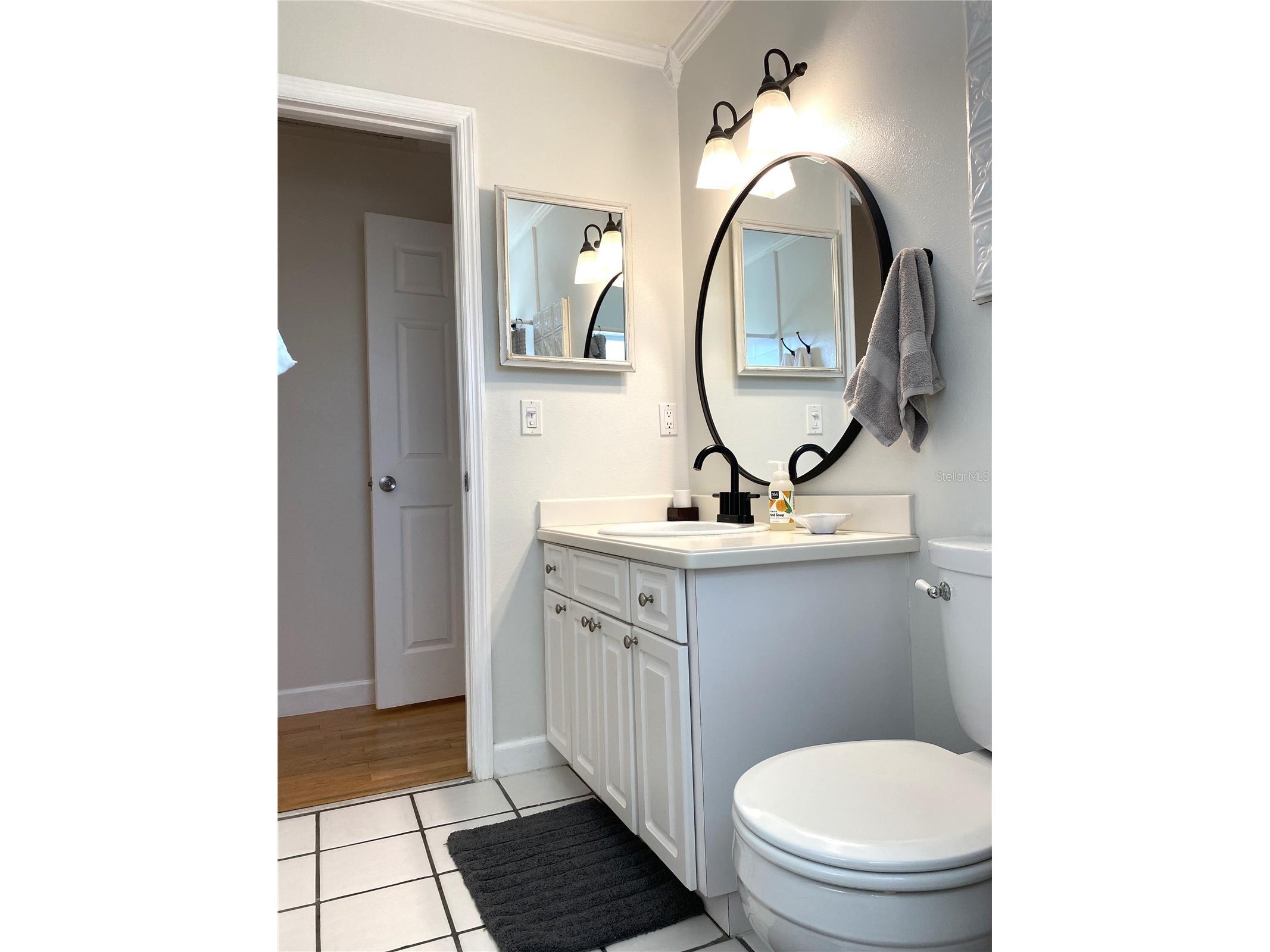 2403 Browning Street Sarasota FL 34237 A4689230 image19