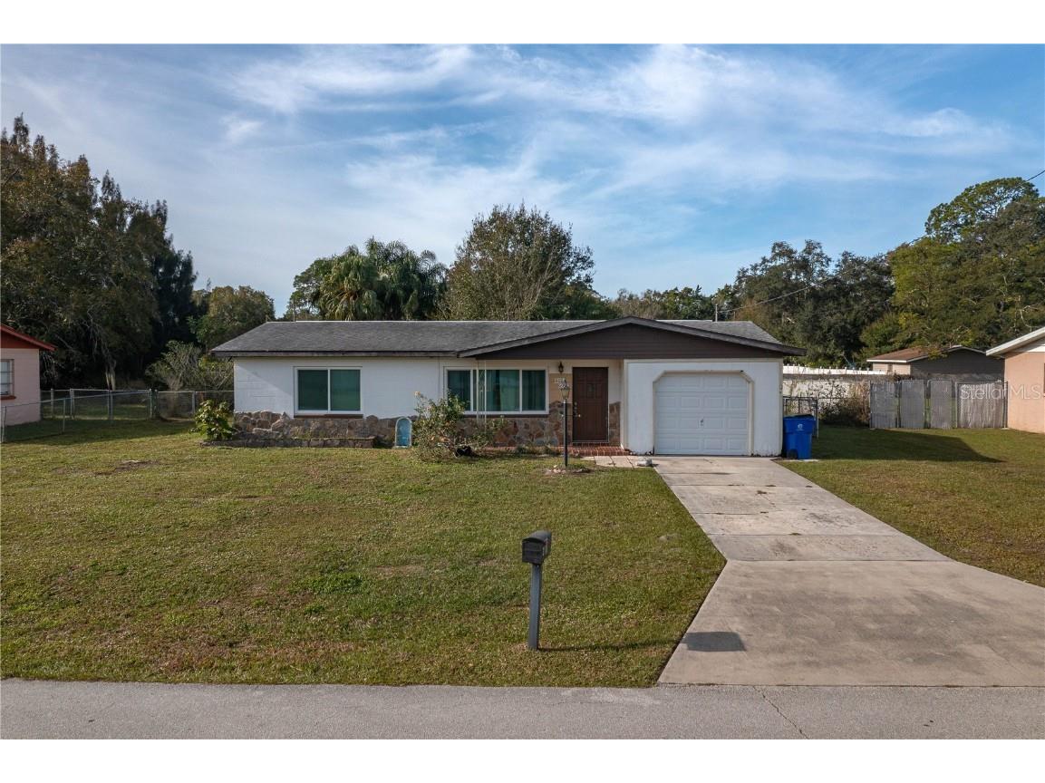 2403 Cleveland Road Sebring FL 33870 P4928600 image1