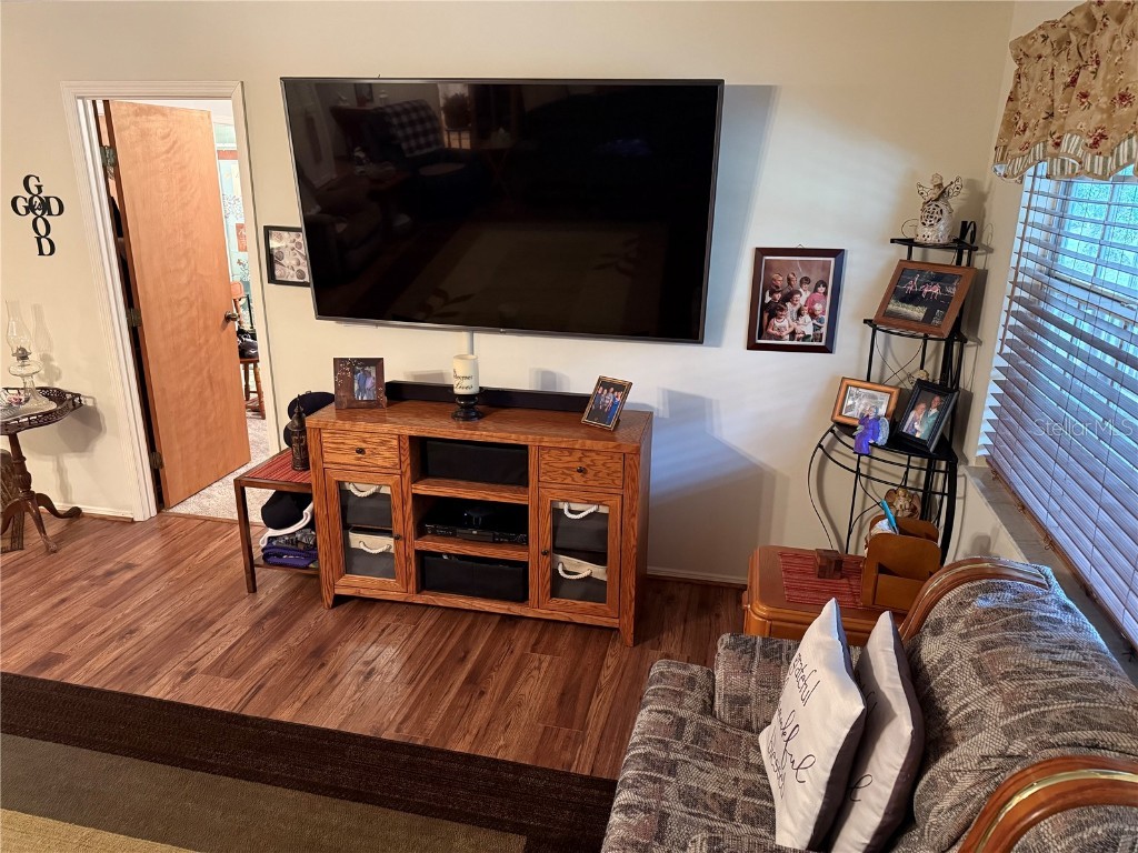 2403 County Road 416n Lake Panasoffkee FL 33538 - POND G5091476 image16