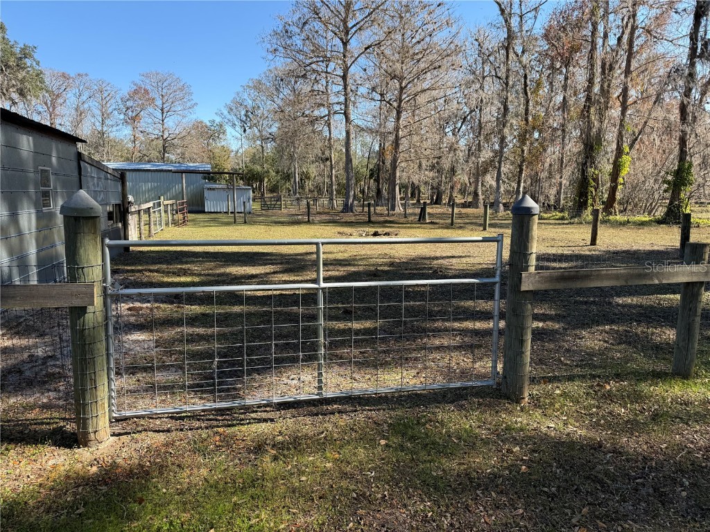 2403 County Road 416n Lake Panasoffkee FL 33538 - POND G5091476 image90