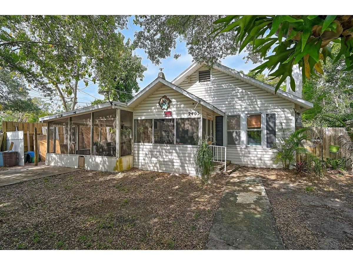 2403 Hickory Avenue Sarasota FL 34234 A4689265 image1