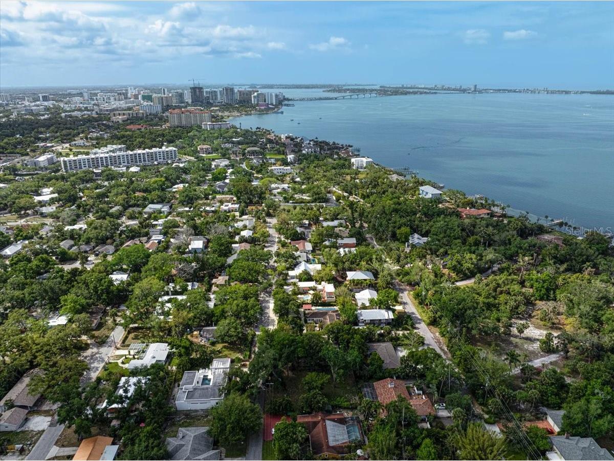 2403 Hickory Avenue Sarasota FL 34234 A4689265 image11