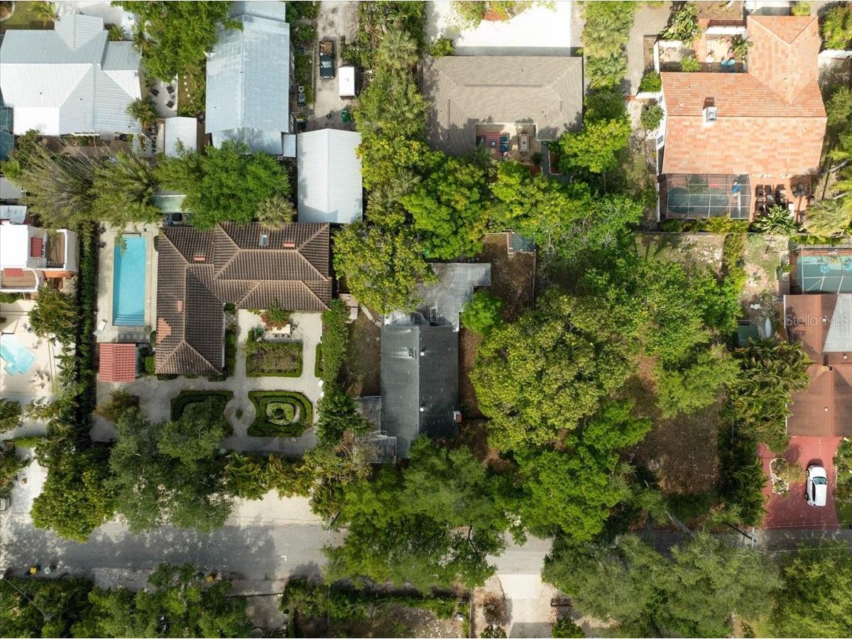 2403 Hickory Avenue Sarasota FL 34234 A4689265 image7