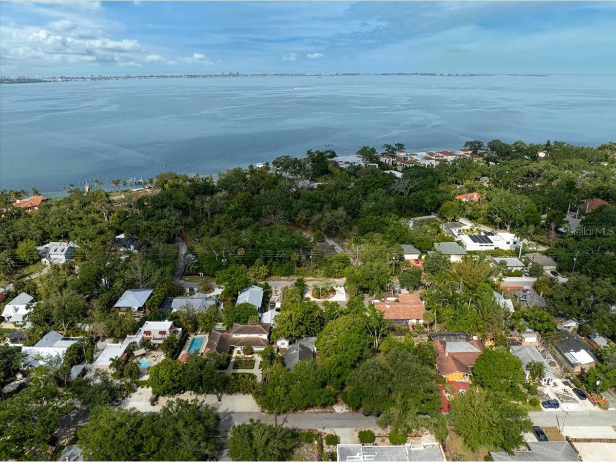 2403 Hickory Avenue Sarasota FL 34234 A4689265 image9