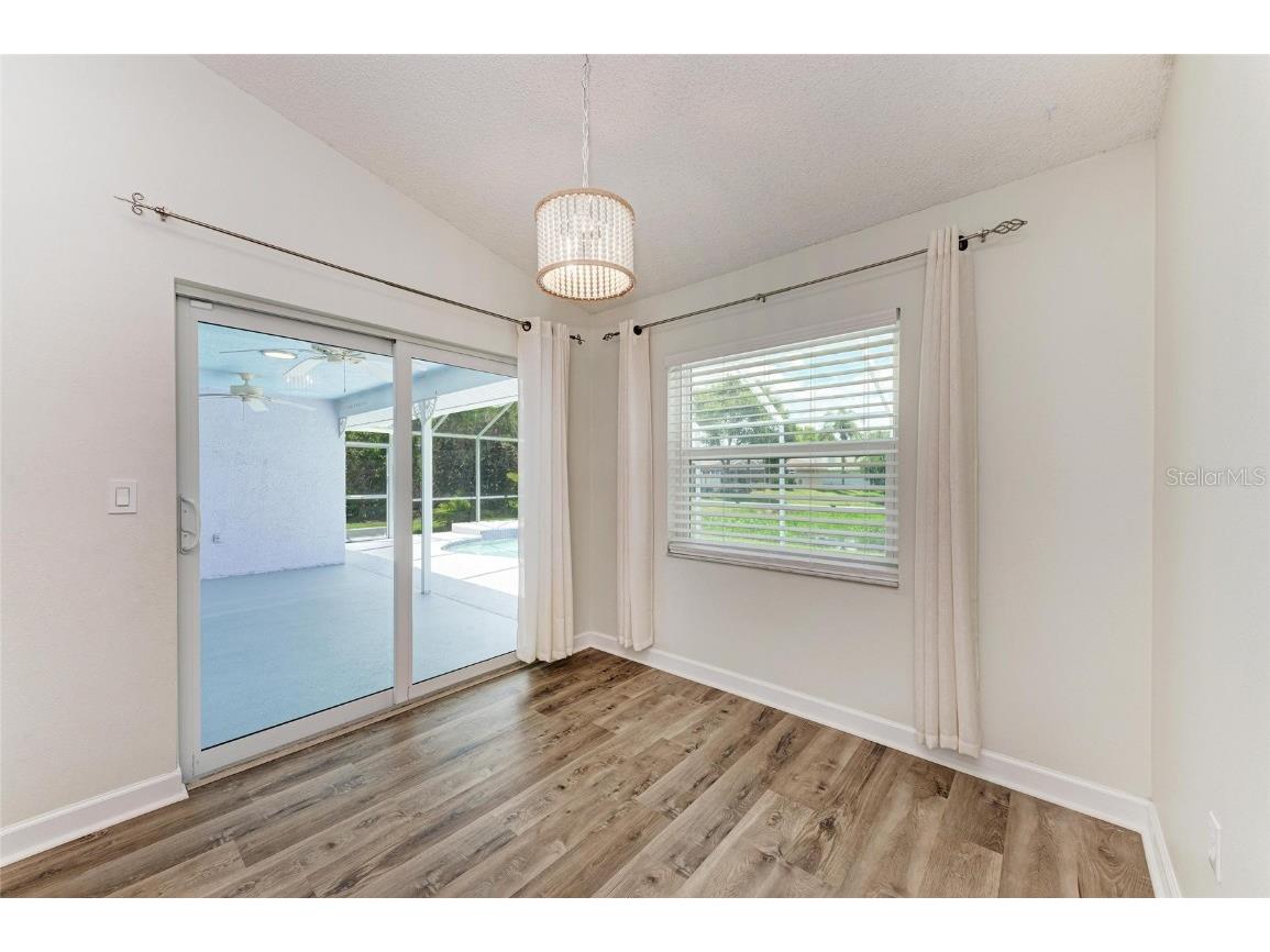 2403 Icecapade Drive Sarasota FL 34240 A4660800 image20