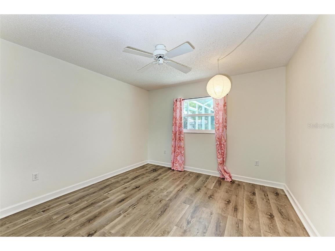 2403 Icecapade Drive Sarasota FL 34240 A4660800 image32