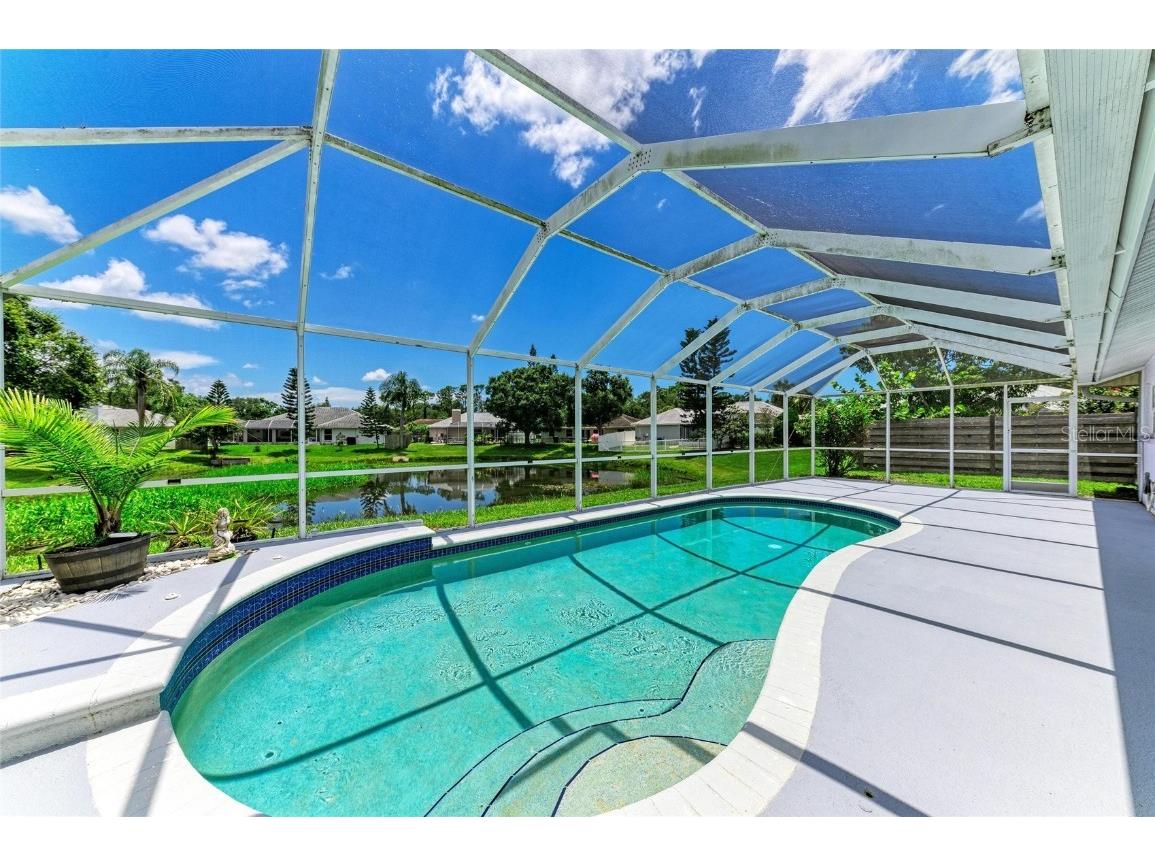 2403 Icecapade Drive Sarasota FL 34240 A4660800 image38