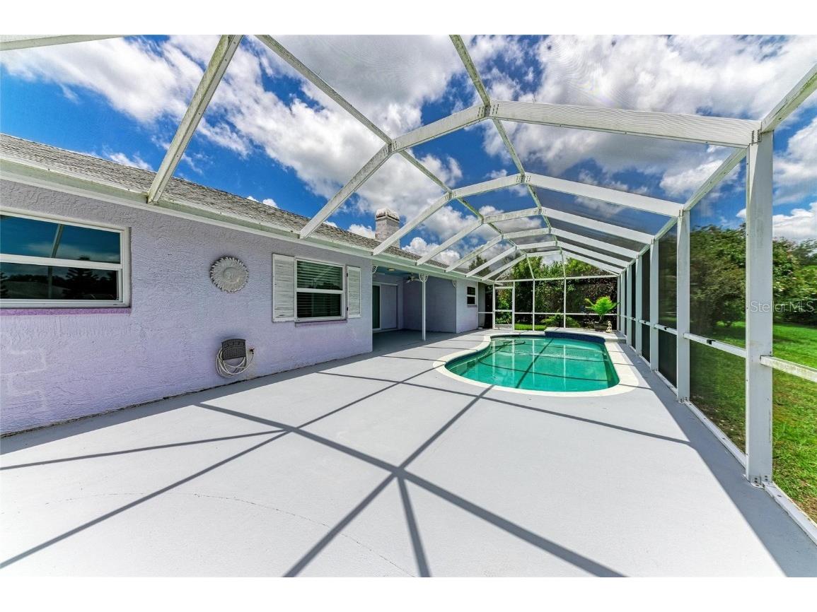 2403 Icecapade Drive Sarasota FL 34240 A4660800 image40