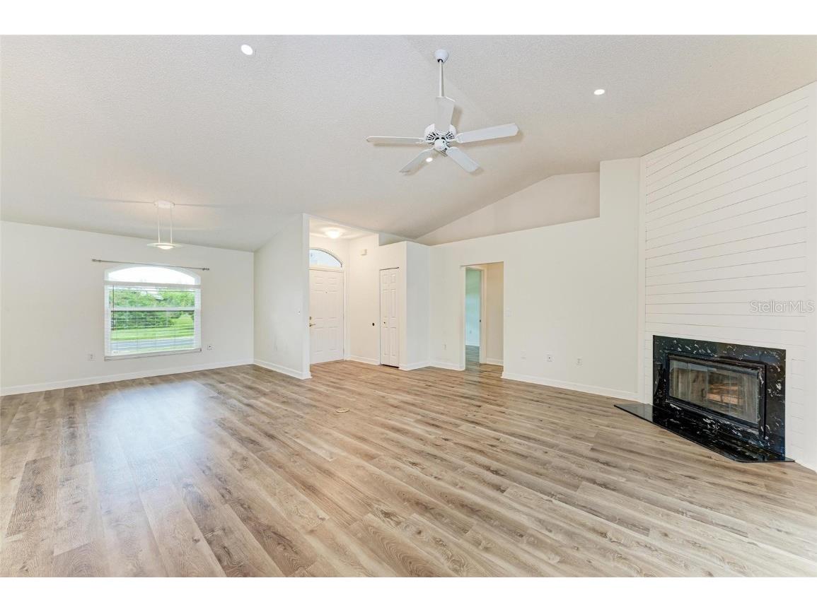 2403 Icecapade Drive Sarasota FL 34240 A4660800 image7