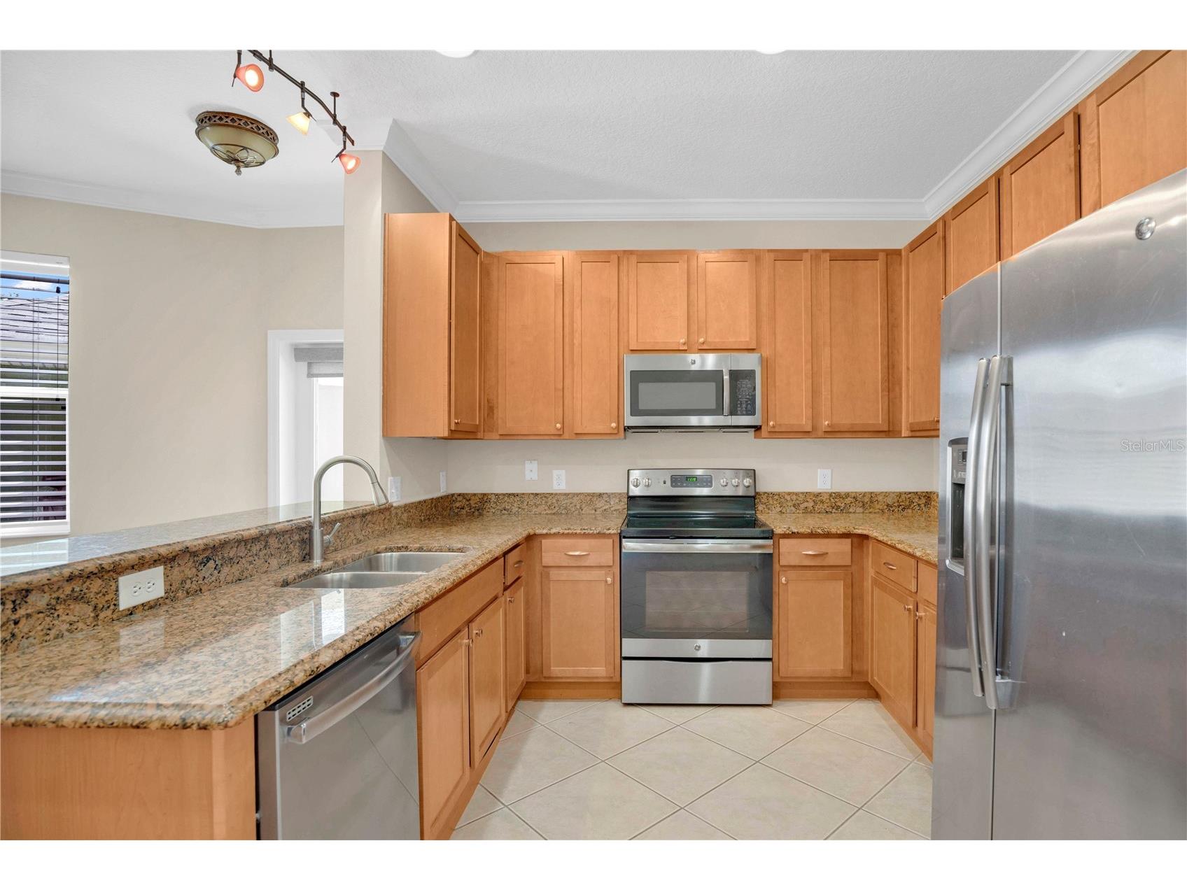 2403 S Shine Avenue #B Orlando FL 32806 O6405895 image8