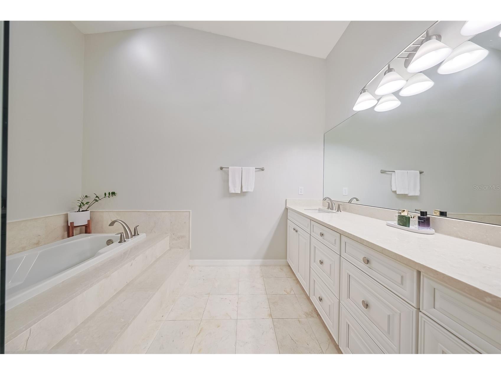 2403 W Palm Drive #2 Tampa FL 33629 TB8442741 image24