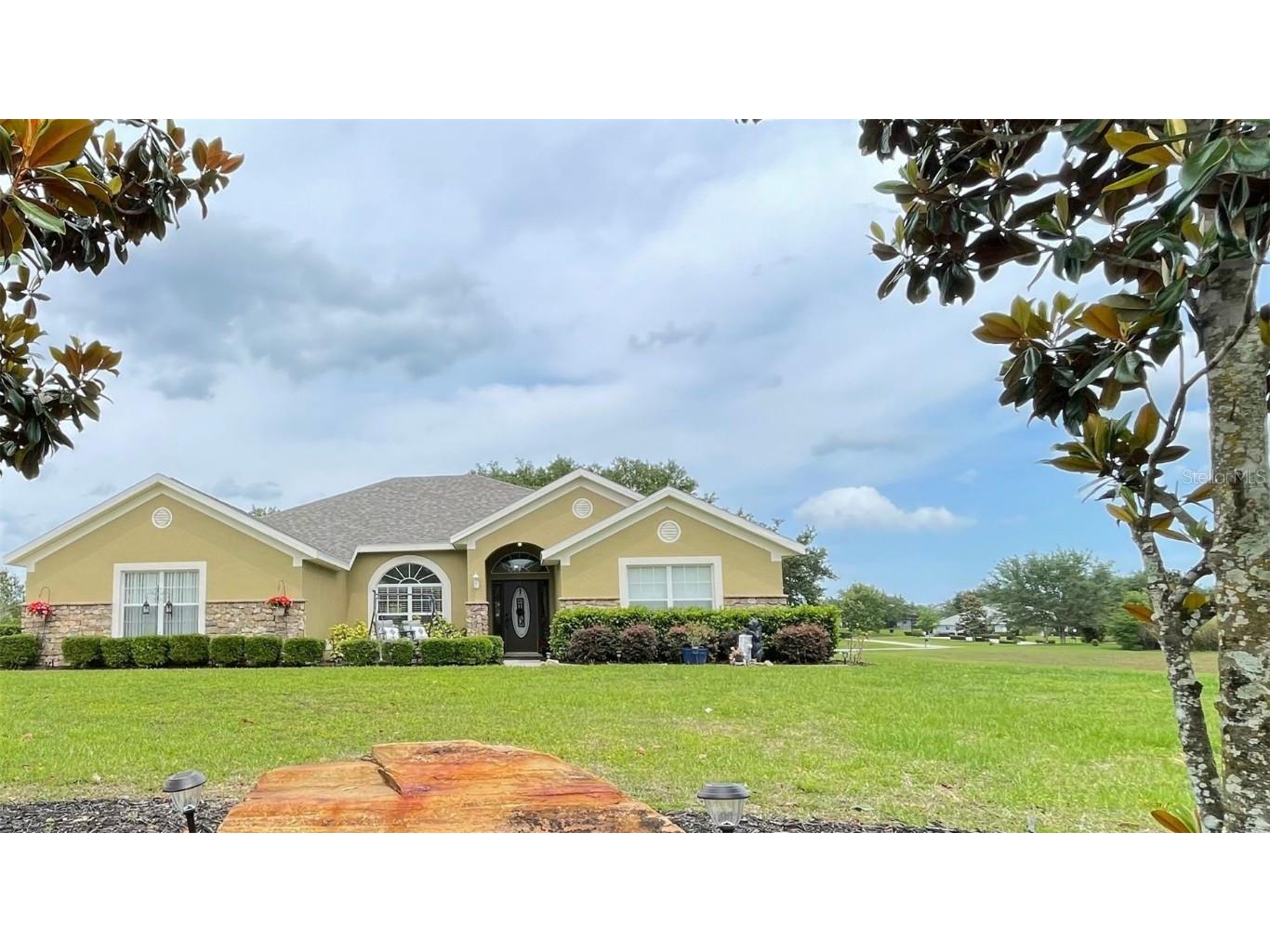 24035 Weldon Drive Eustis FL 32736 O6095255 image1