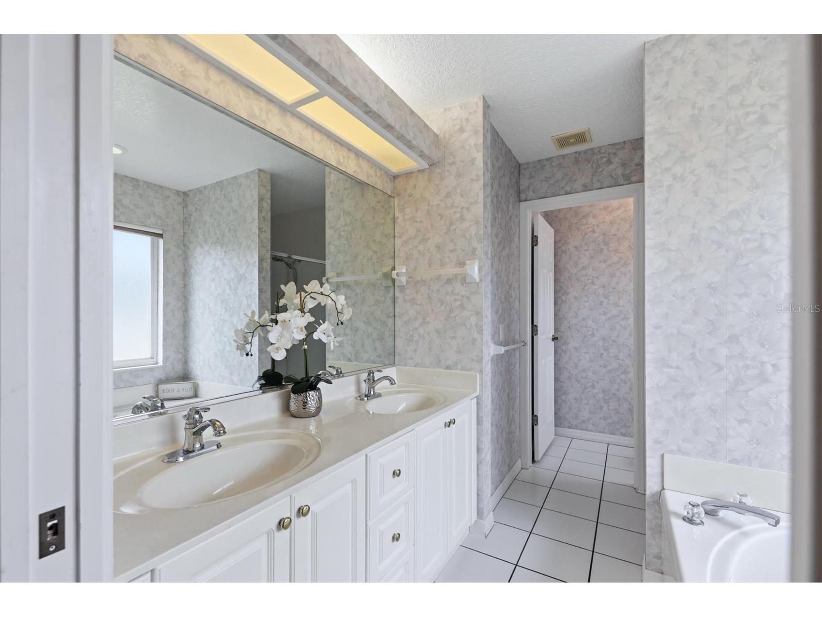 2404 50th Drive E Bradenton FL 34203 A4692582 image26
