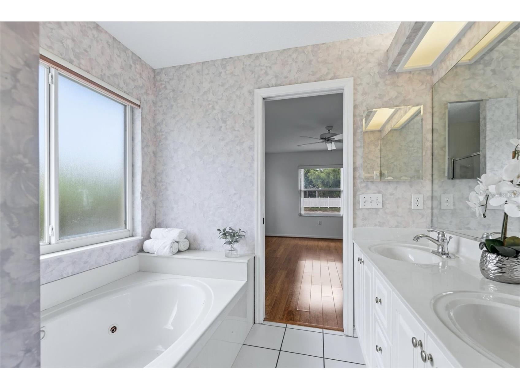 2404 50th Drive E Bradenton FL 34203 A4692582 image27