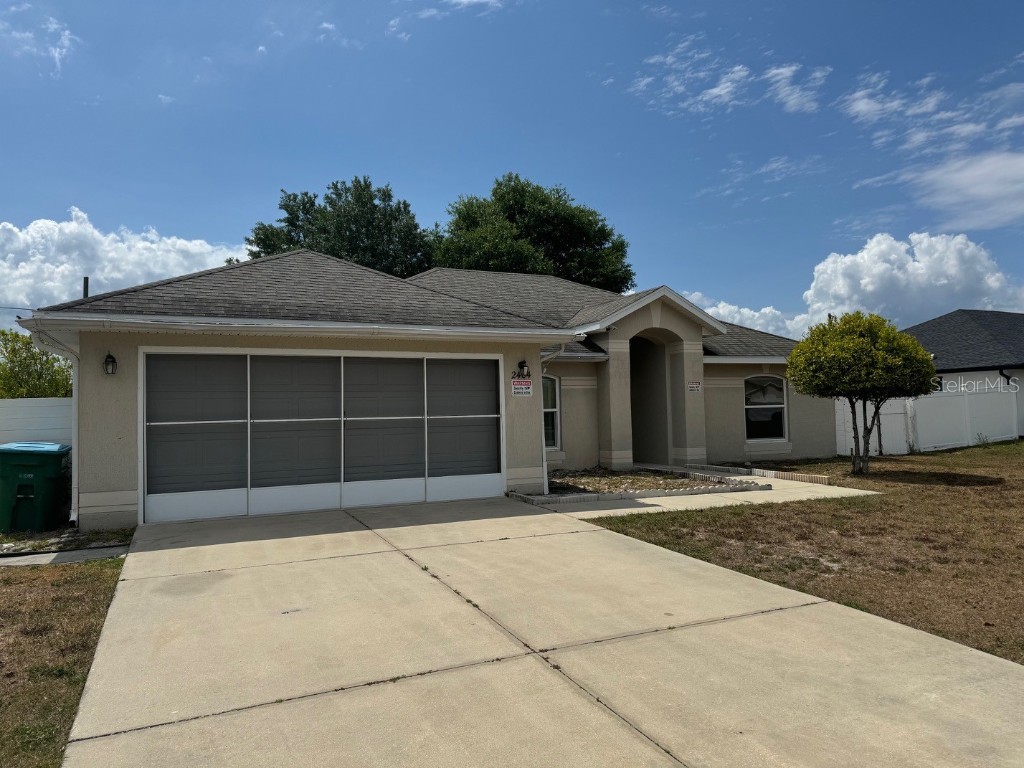 2404 Ainsworth Avenue Deltona FL 32738 V4935794 image1