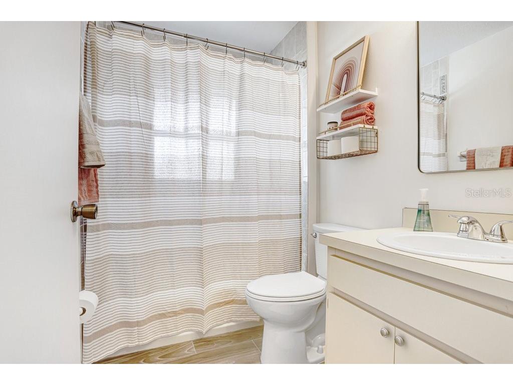 2404 Buckhorn Manor Drive Valrico FL 33594 TB8504011 image40
