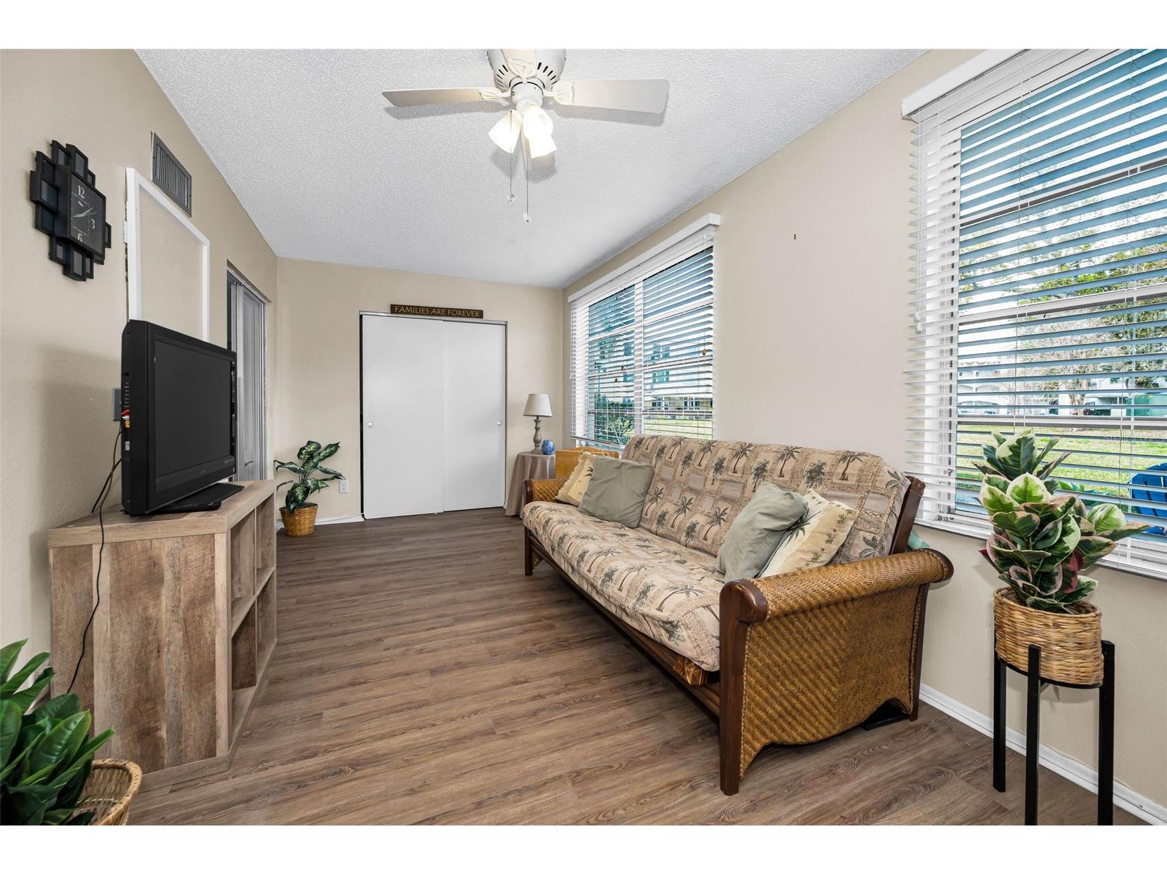 2404 Florentine Way #20 Clearwater FL 33763 TB8484398 image23