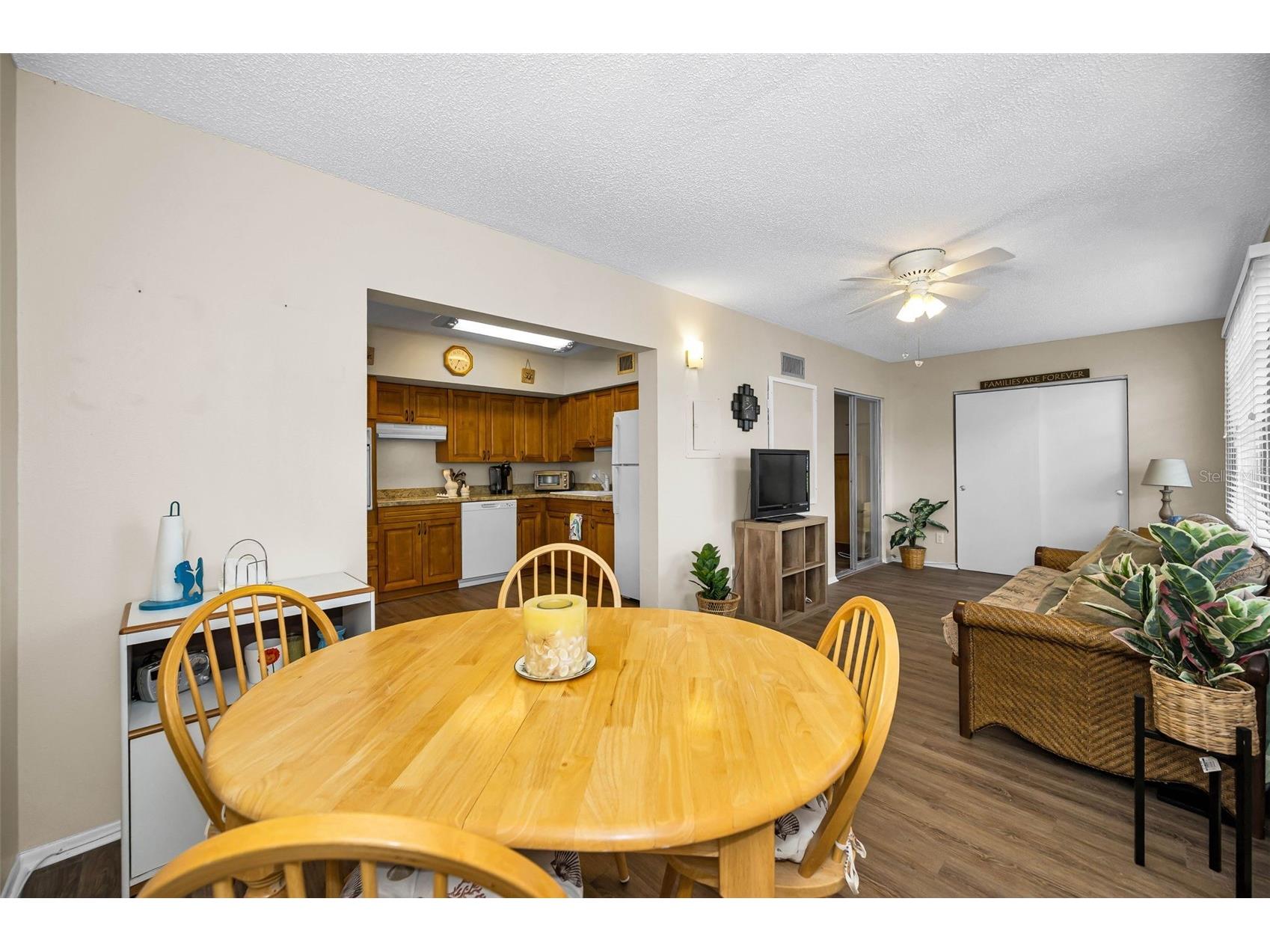 2404 Florentine Way #20 Clearwater FL 33763 TB8484398 image27