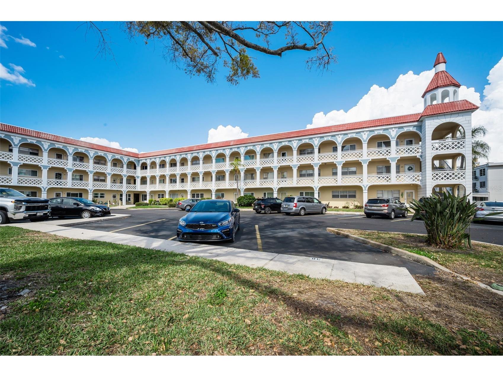 2404 Florentine Way #20 Clearwater FL 33763 TB8484398 image98