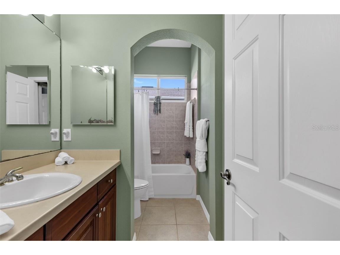 2404 Kensington Greens Drive Sun City Center FL 33573 TB8427609 image36