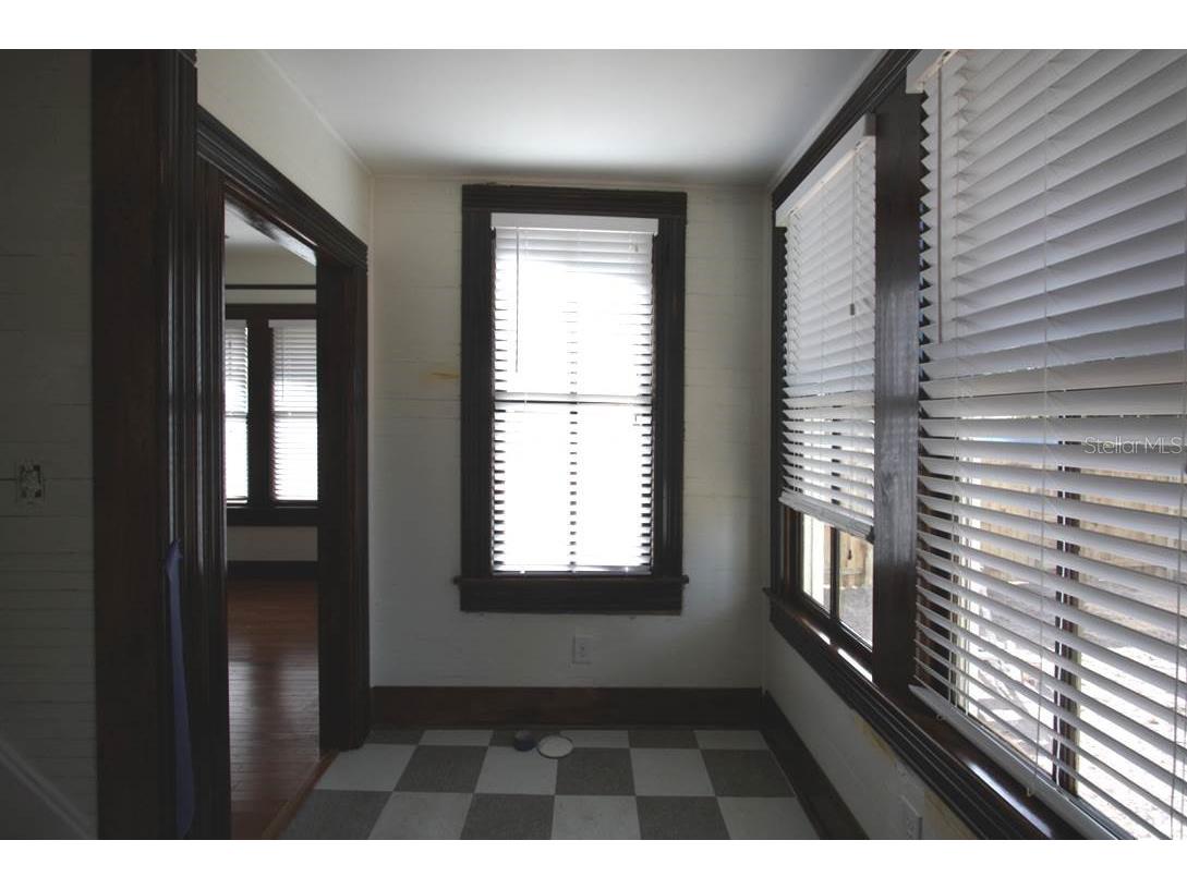 2404 N Morgan Street Tampa FL 33602 TB8520665 image14