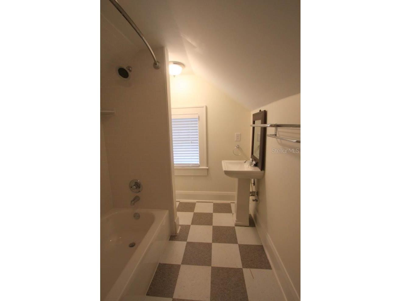 2404 N Morgan Street Tampa FL 33602 TB8520665 image24