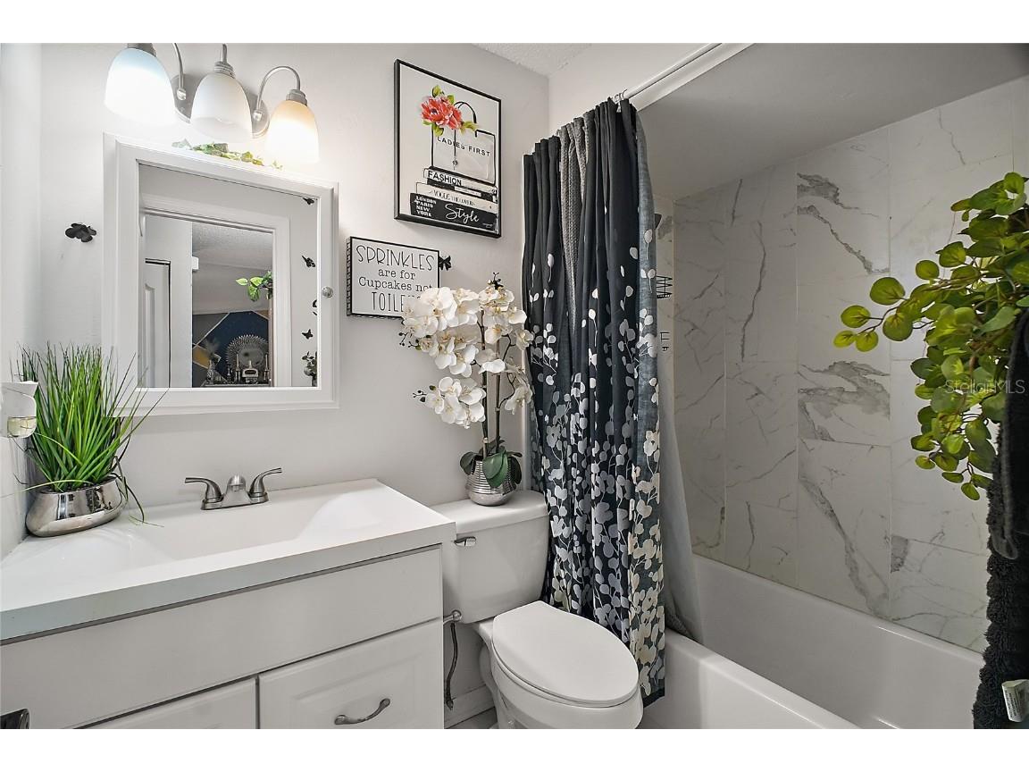 2404 NE 32nd Place Ocala FL 34479 OM706127 image10