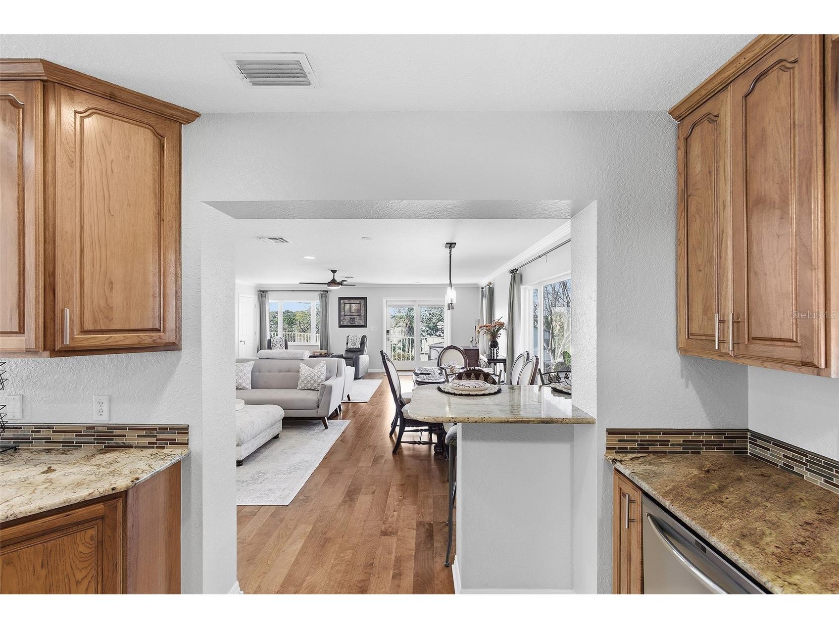 2404 Waycross Avenue Eustis FL 32726 - East Crooked Lake G5106508 image9