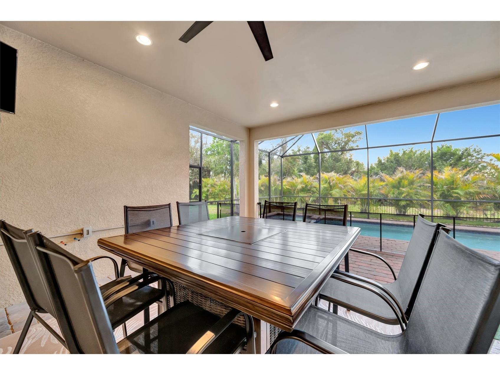 24040 Riverfront Drive Punta Gorda FL 33980 A4683966 image41