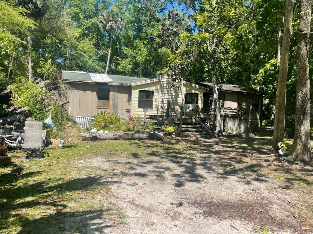 24047 River Road Astor FL 32102 G5088824 image1