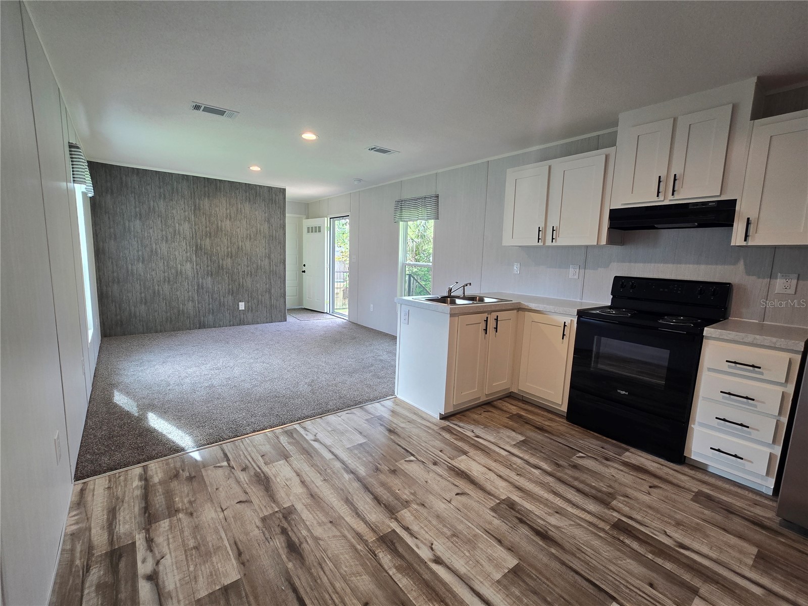 24048 Ermine Road Astor FL 32102 R4910992 image12