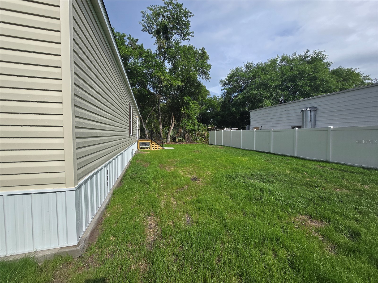 24048 Ermine Road Astor FL 32102 R4910992 image2
