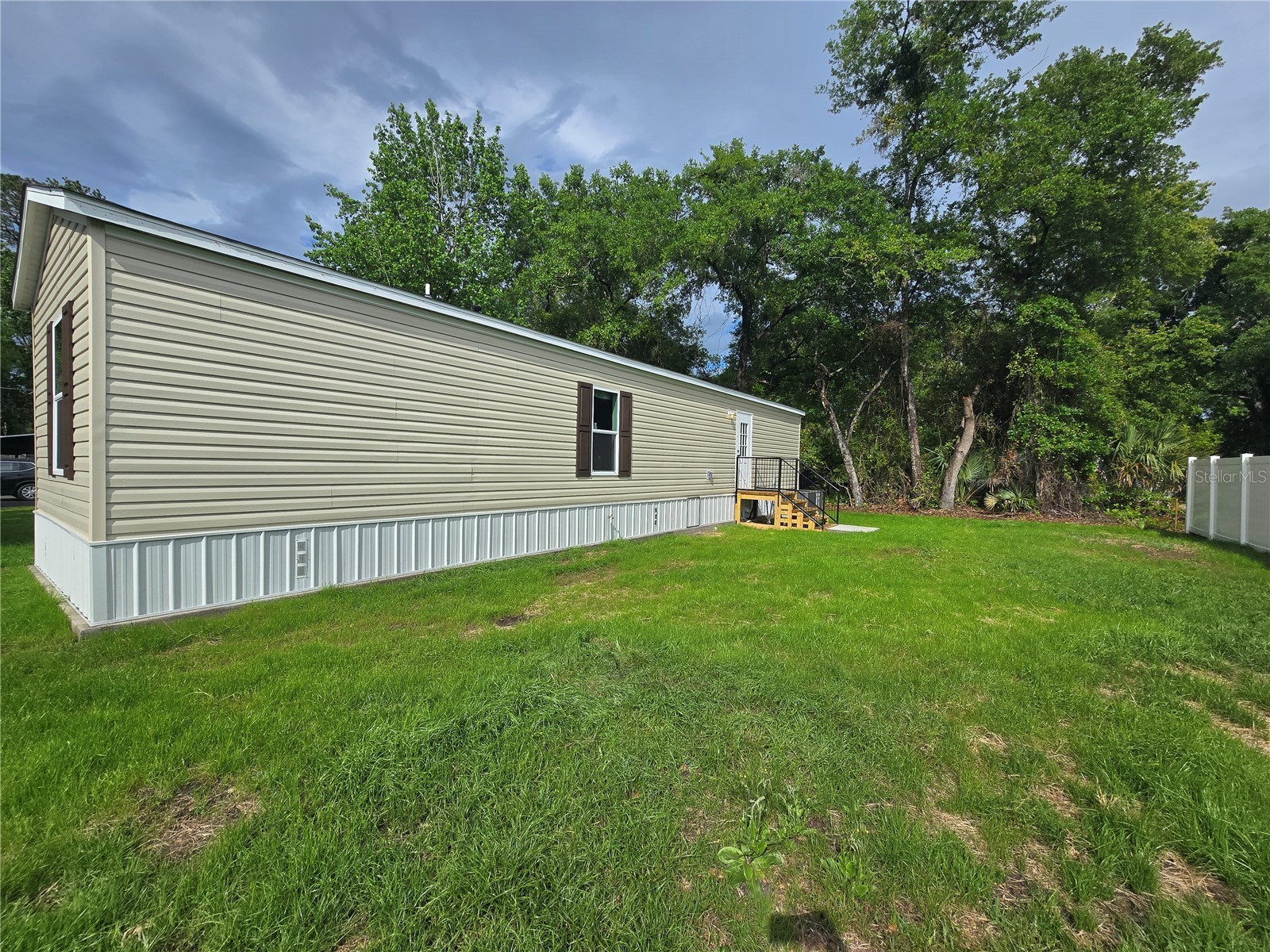 24048 Ermine Road Astor FL 32102 R4910992 image3