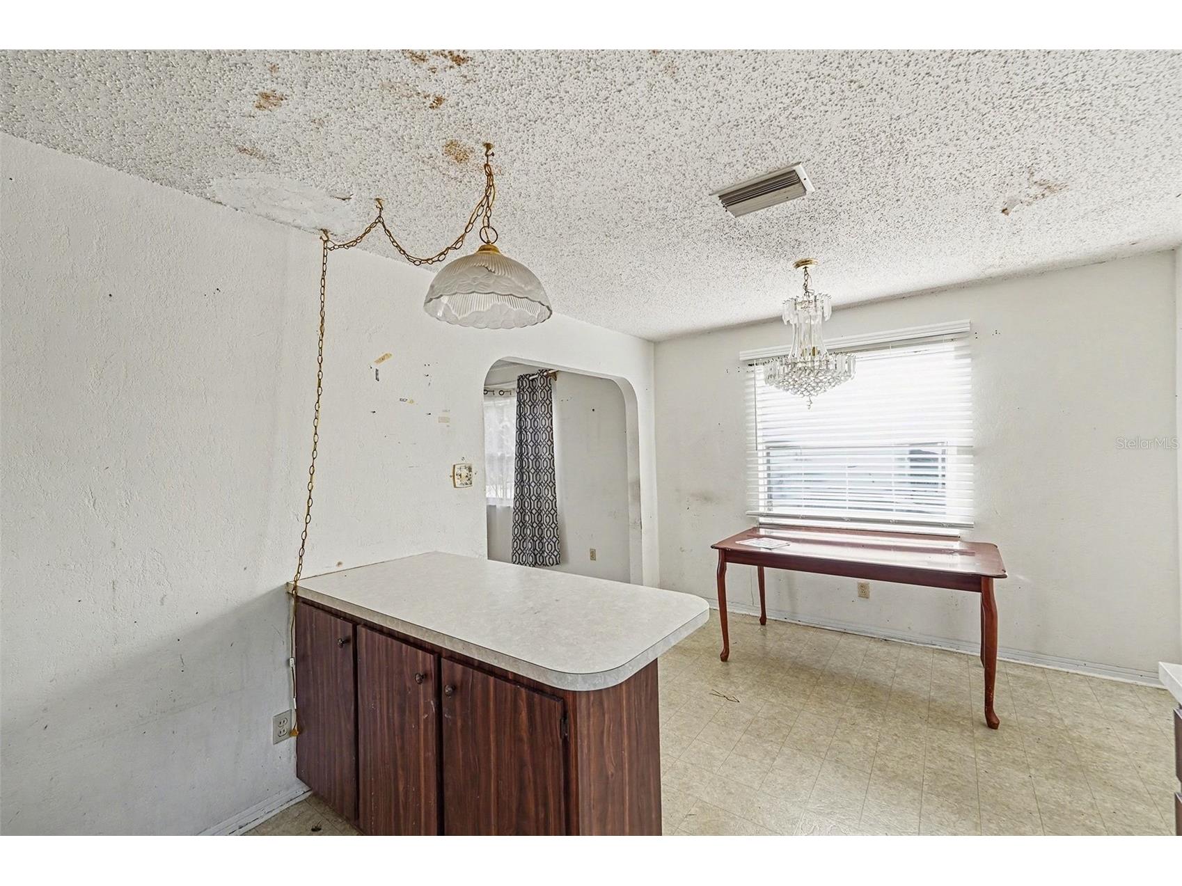 2405 44th Street S Saint Petersburg FL 33711 TB8467991 image11