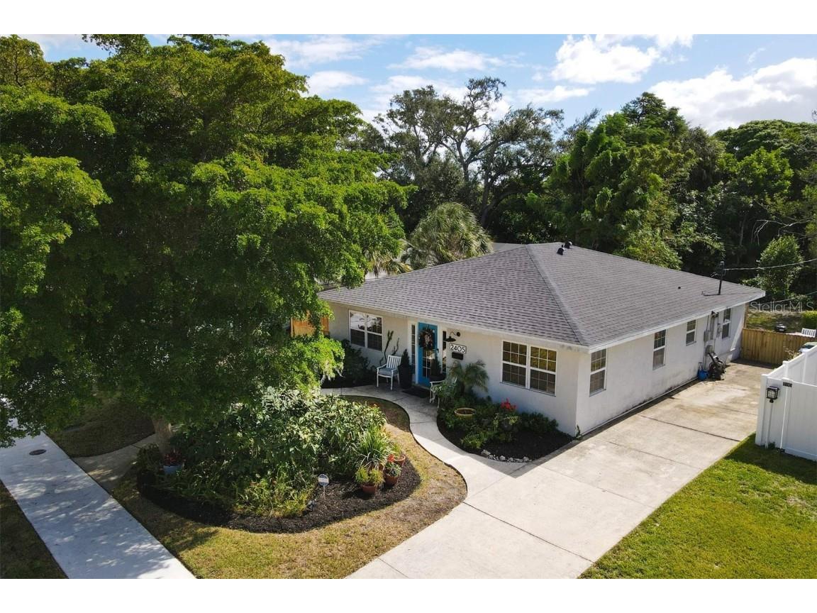 2405 6th Avenue W Bradenton FL 34205 A4587216 image1