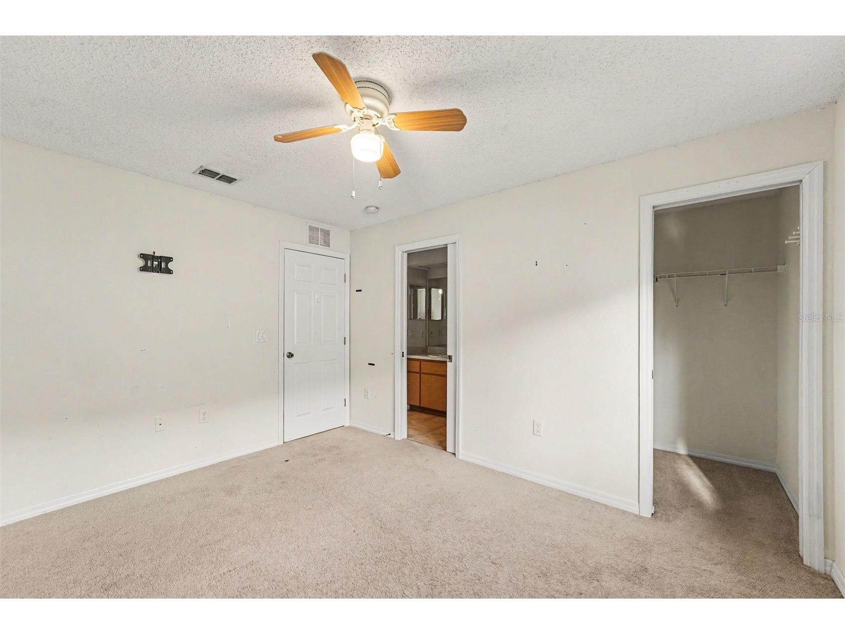 2405 Ainsworth Avenue Spring Hill FL 34609 TB8471123 image19