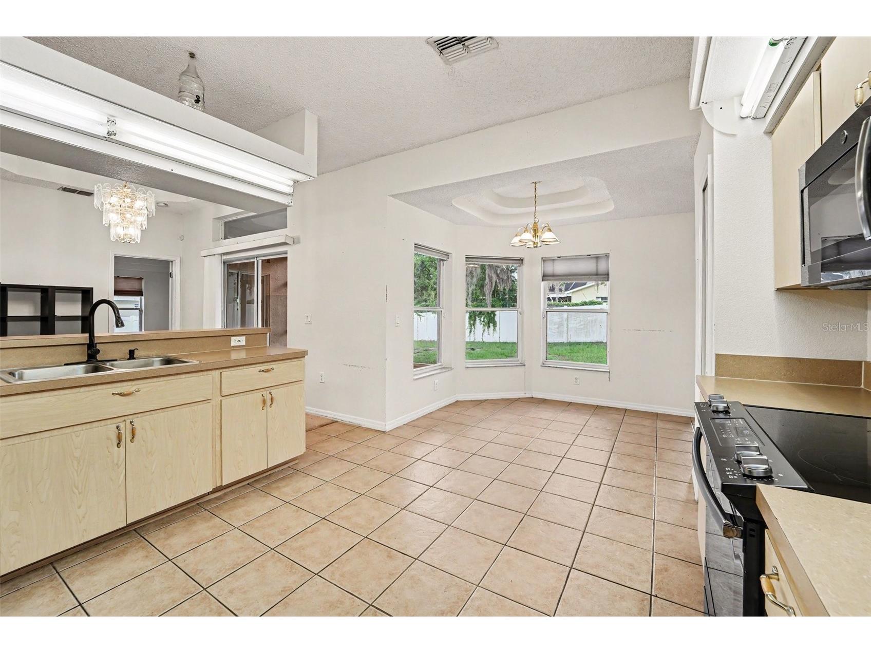 2405 Ainsworth Avenue Spring Hill FL 34609 TB8471123 image9