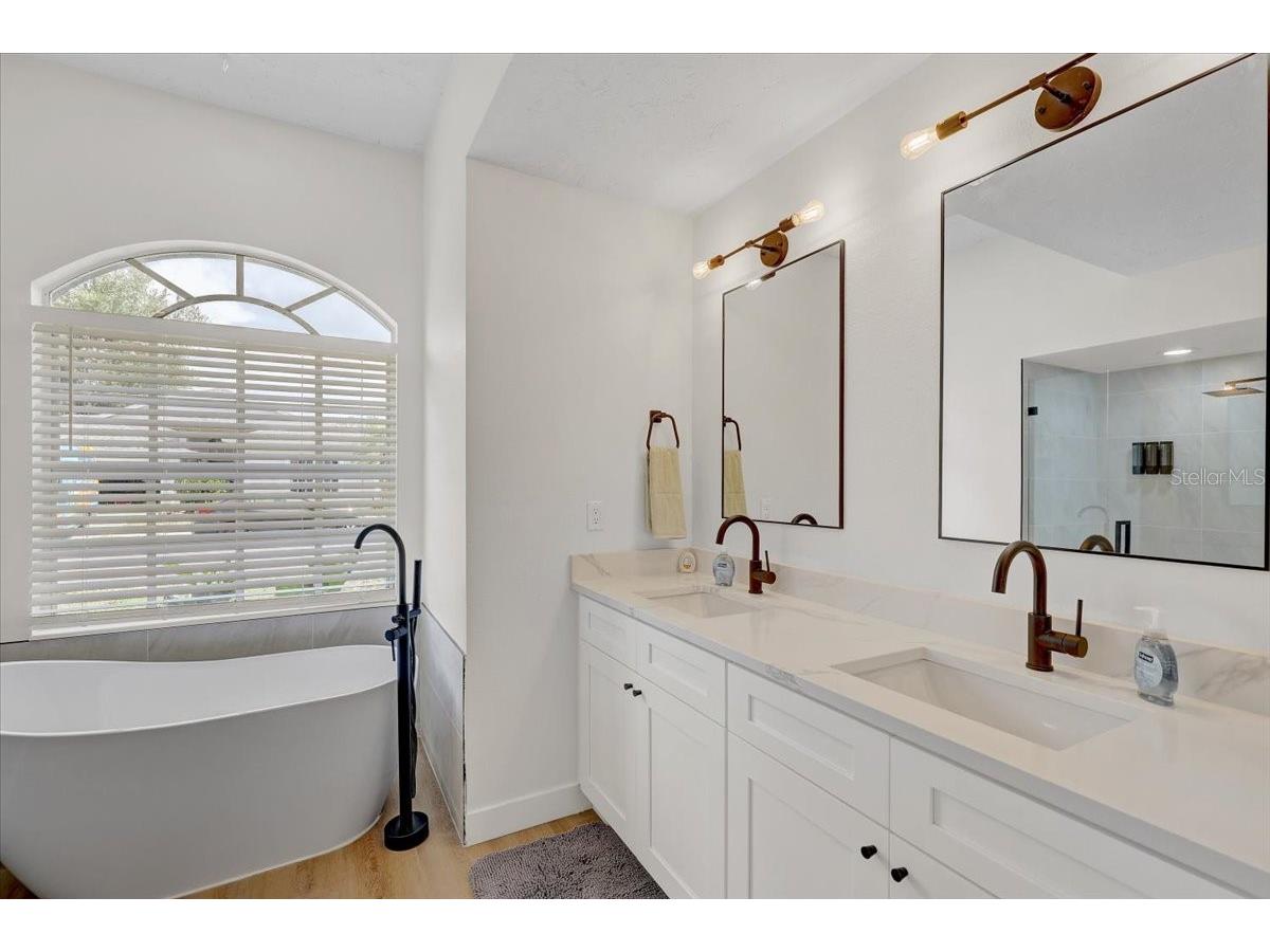 2405 Appaloosa Circle Sarasota FL 34240 TB8514118 image31